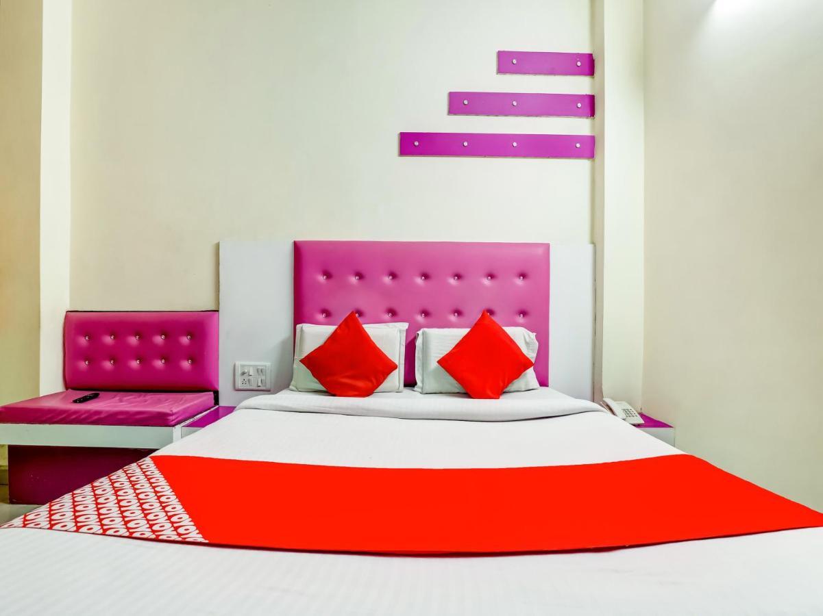 Oyo 75948 Hotel Tushar Continental Nové Dillí Exteriér fotografie